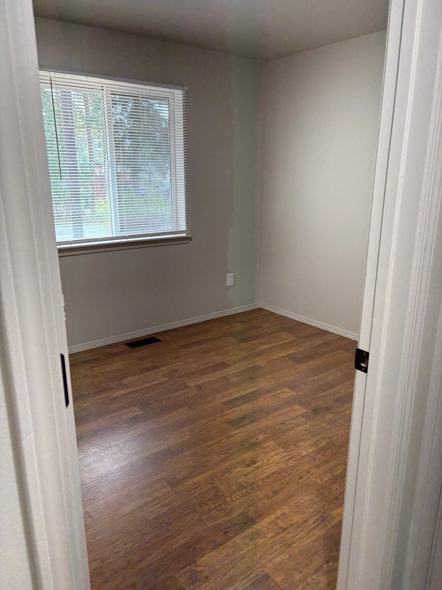 Building Photo - 1385 Graham Dr