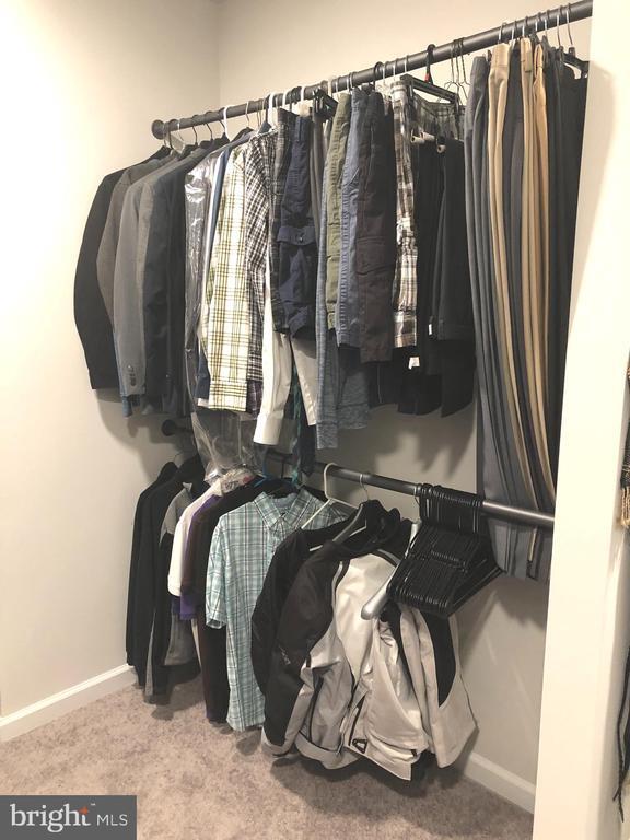 Building Photo - 3058 Goshen Dr