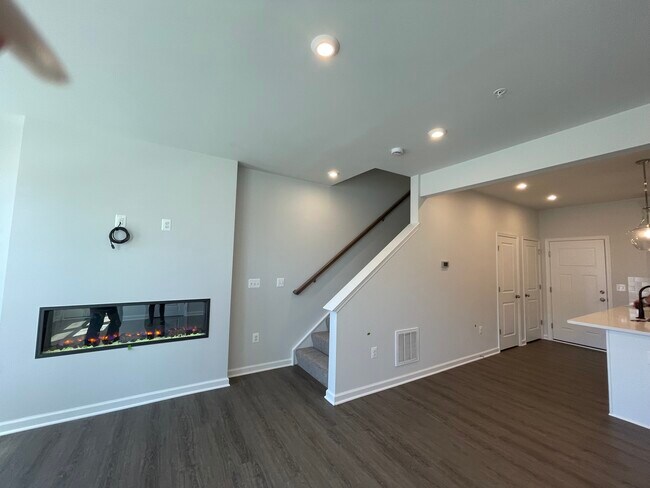 Building Photo - 9282 Magellan Pky