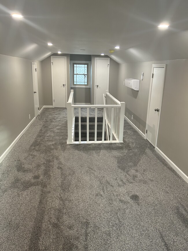 Bedroom #3 / Flex room - 269 E Eastland St