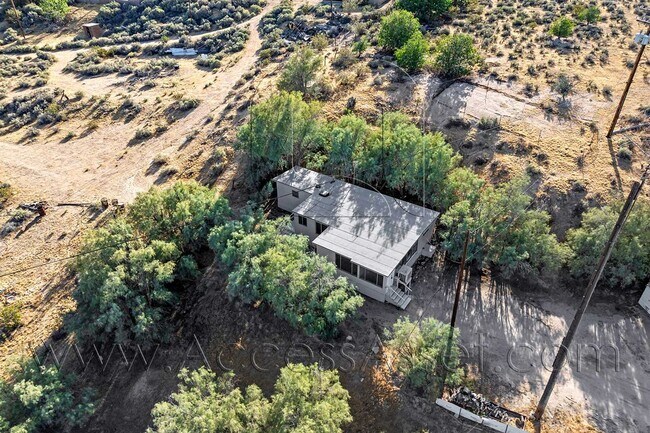 Building Photo - Affordable 2 Bedroom with Yard Space & Functional Layout