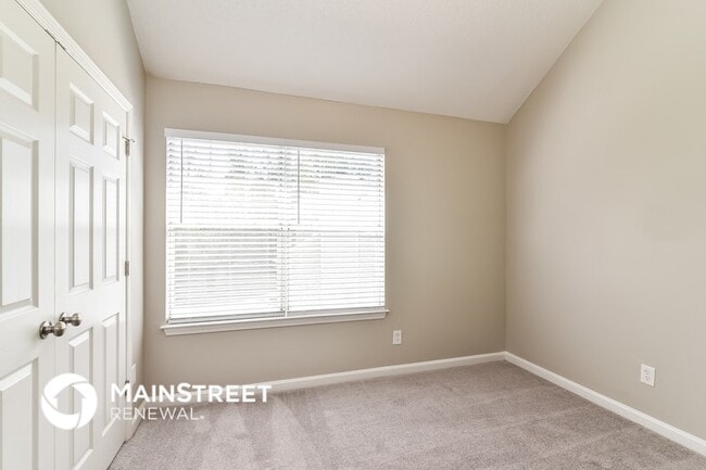 Building Photo - 708 Stonebridge Terrace