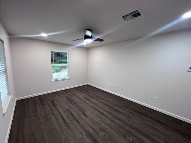 Building Photo - 15534 Towerwood Dr