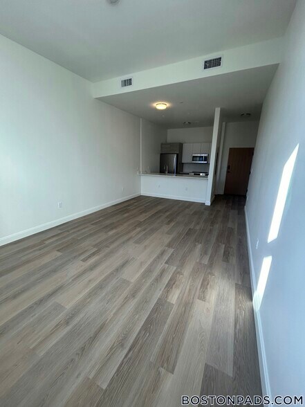 Building Photo - 1079 Commonwealth Ave