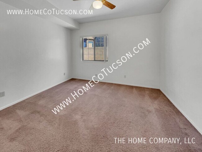 Building Photo - 11411 N Palmetto Dunes Ave