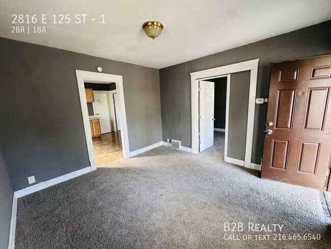 Building Photo - 2816 E 125th St