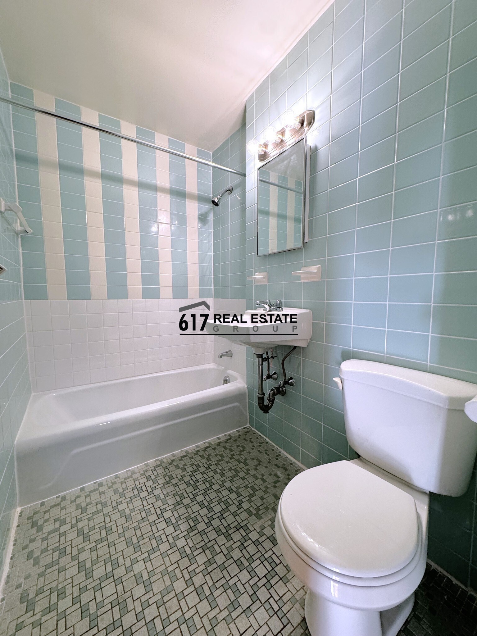 Building Photo - 64 Brighton Ave