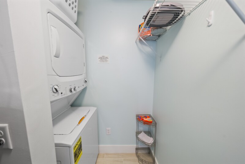 Building Photo - 15928 Front Beach Rd