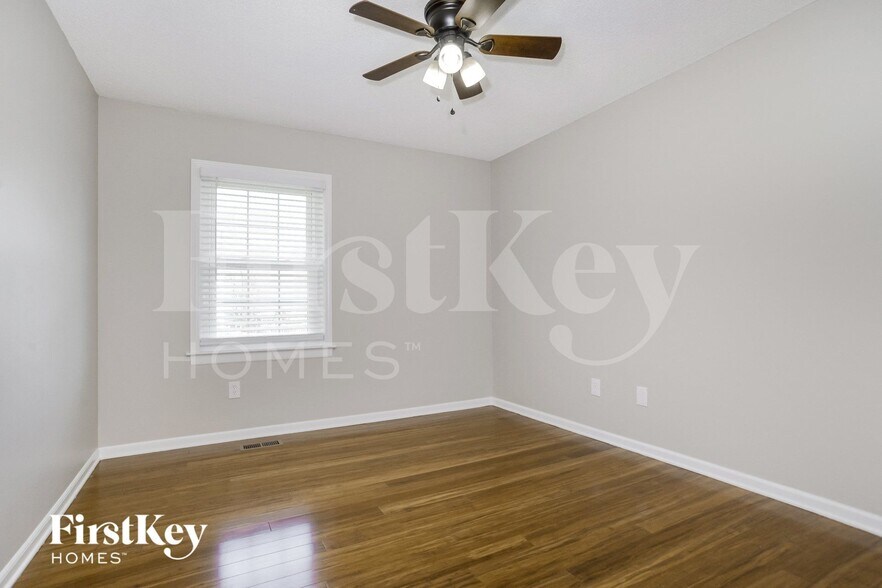 Building Photo - 8530 Alden Ln