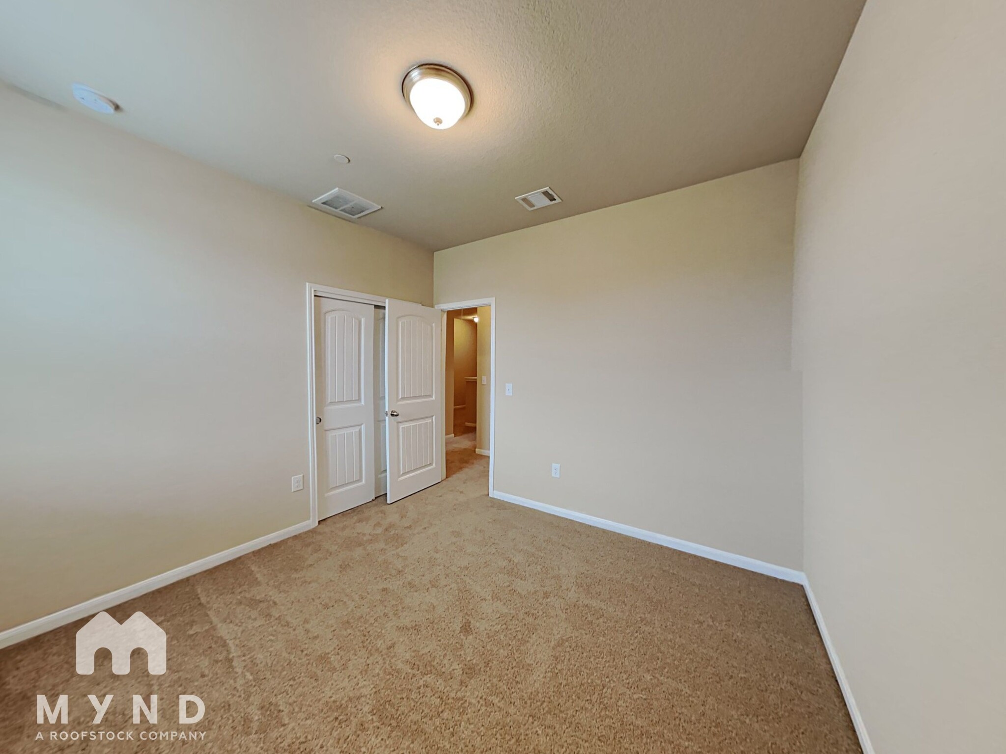 Building Photo - 2880 Donnell Dr