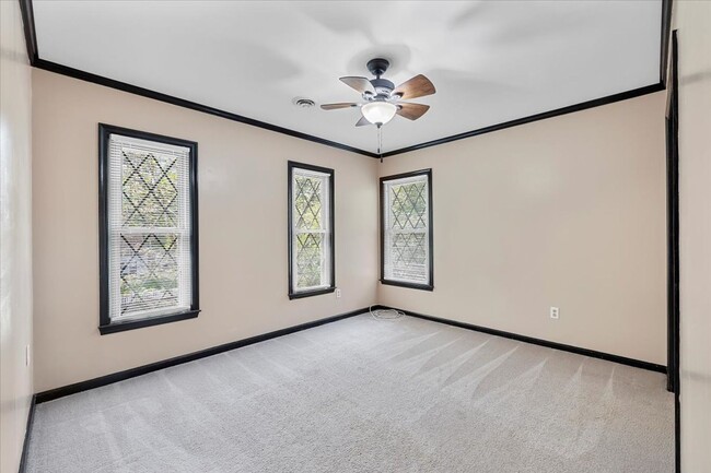 Building Photo - Beautiful 3 Bedroom Home in North Chesterf...