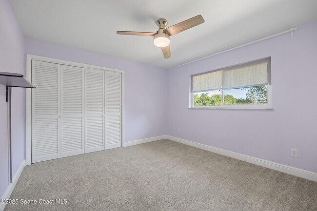 Building Photo - 3701 Warwick Dr