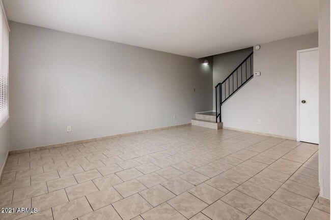 Building Photo - 4522 E Pueblo Ave