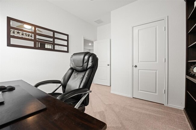 Building Photo - 257 Muscovy Dr