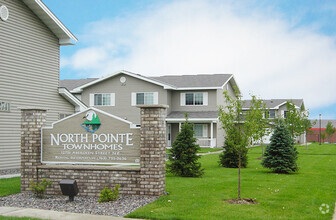 Building Photo - North Pointe Townhomes