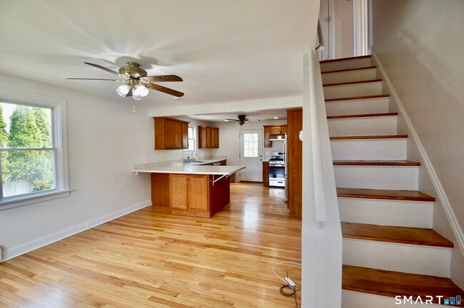 Building Photo - 314 Knowlton St