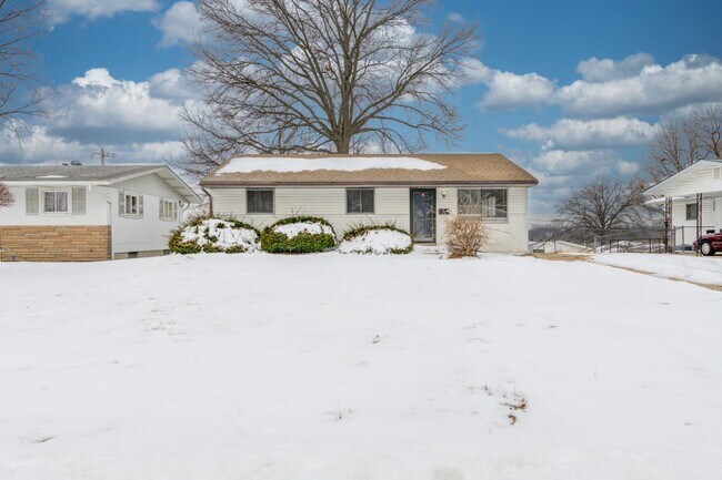 Building Photo - 10219 Hobkirk Dr