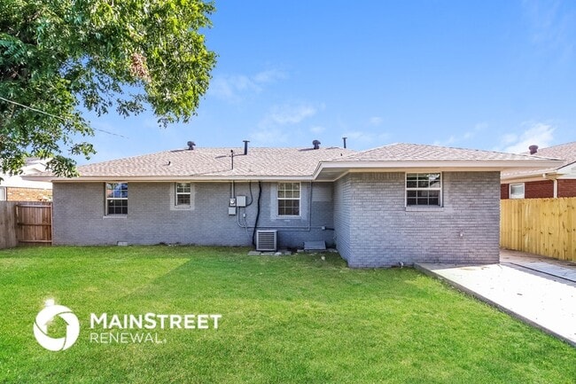 Building Photo - 1613 SW 61st Terrace