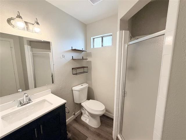 Building Photo - 2412 Lakeview Cir