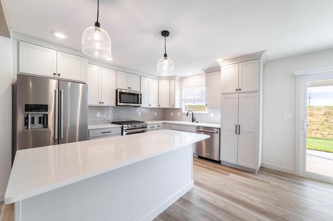 Building Photo - 4604 Estacada Dr