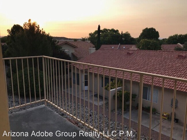 Building Photo - 2 br, 2 bath House - 511 S. Sawmill Gardens