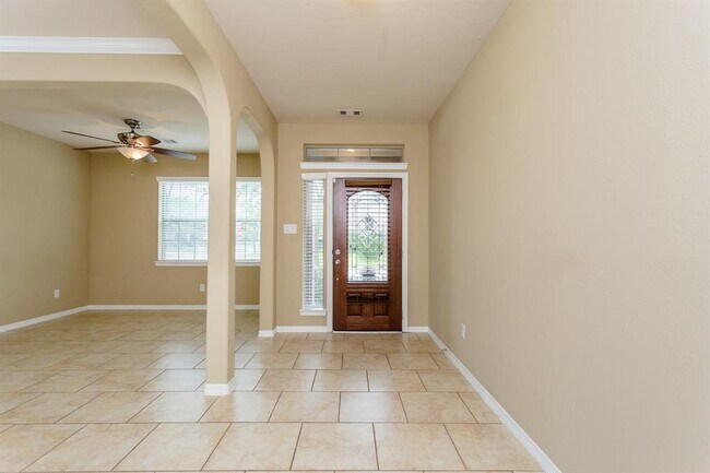 Building Photo - 4035 Merry Meadow Ct