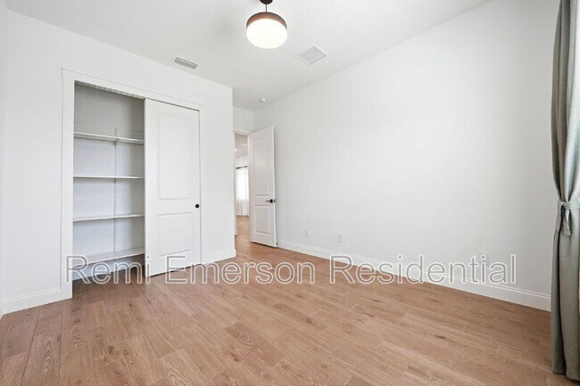 Building Photo - 12626 Clear Sapphire Dr