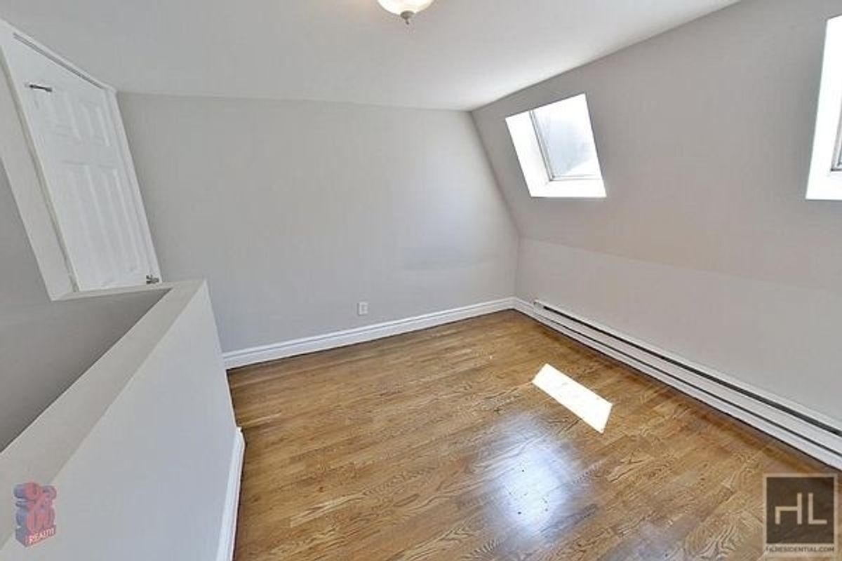 Building Photo - E 23RD ST.