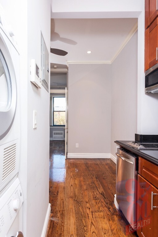 Building Photo - 234 W 14th St