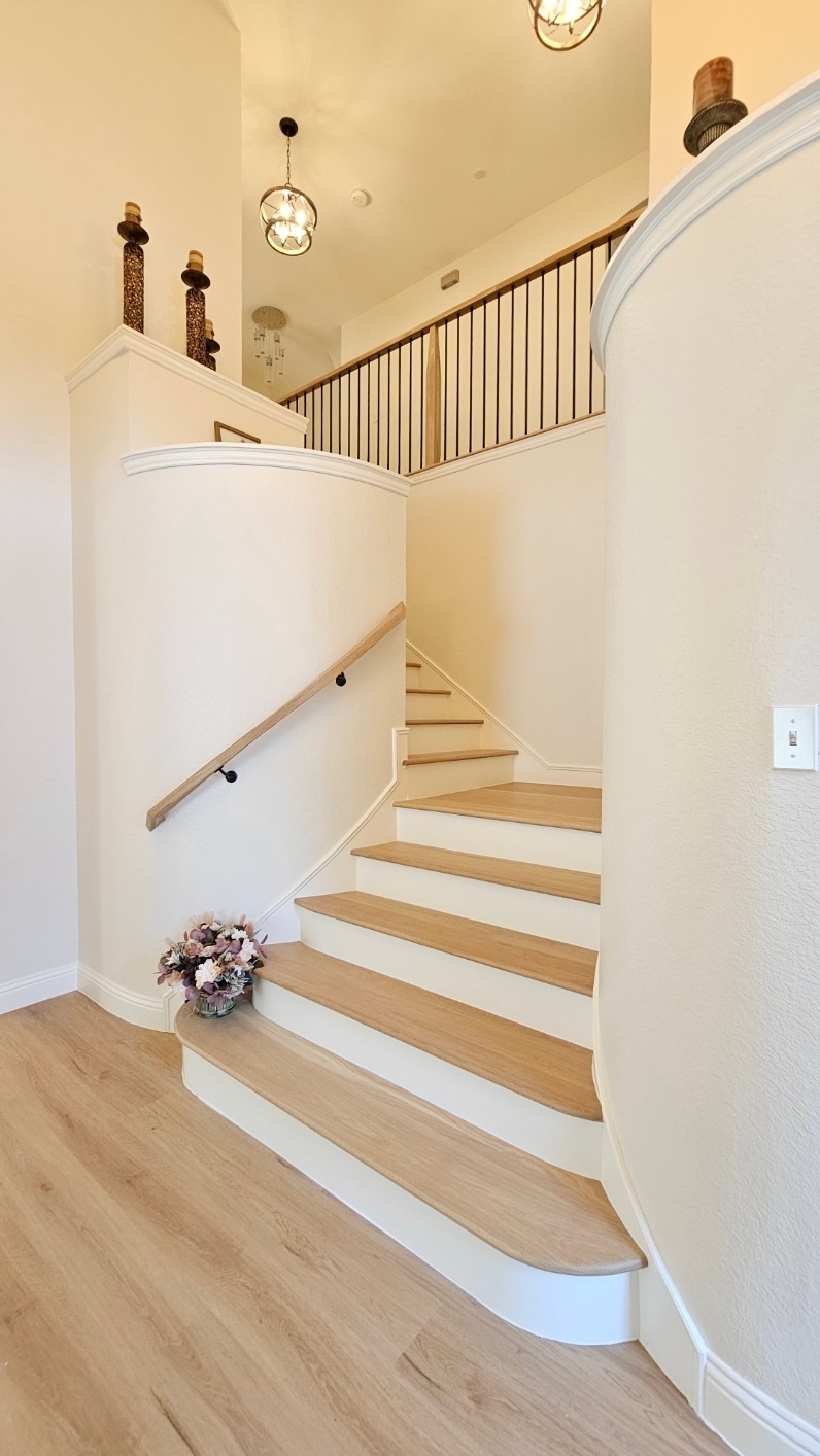 Building Photo - 421 Long Cove Ct