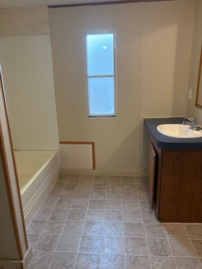 Building Photo - 17 Gilmer St