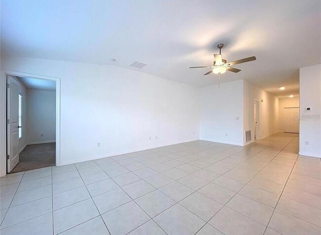 Building Photo - 6557 Bar S Bar Trl