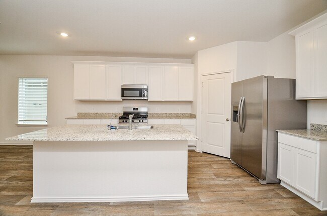 Building Photo - 3806 Axyl Run Ct