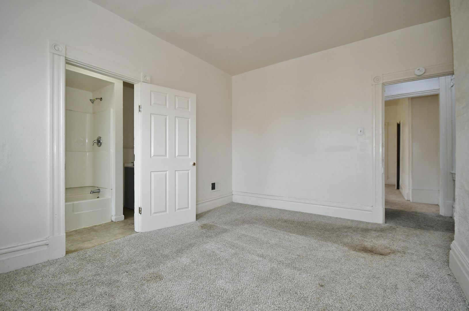 Building Photo - 855 Crucible St