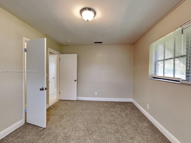 Building Photo - 7401 Fillmore St