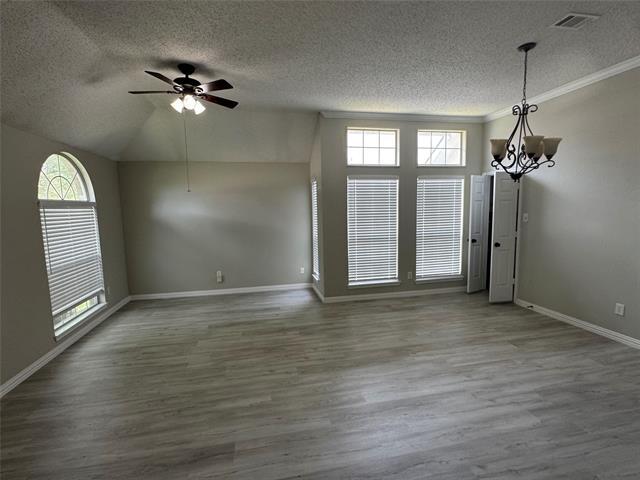 Building Photo - 711 Cottonwood Bend Dr
