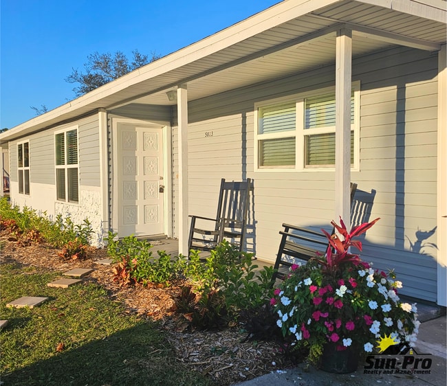 Building Photo - 5813 Spruce Creek Rd