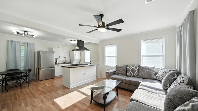 Building Photo - 3236 Allison Ave