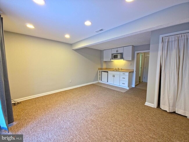 Building Photo - 1640 Fieldthorn Dr