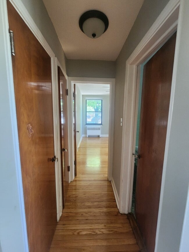 Building Photo - 7379 N Winchester Ave