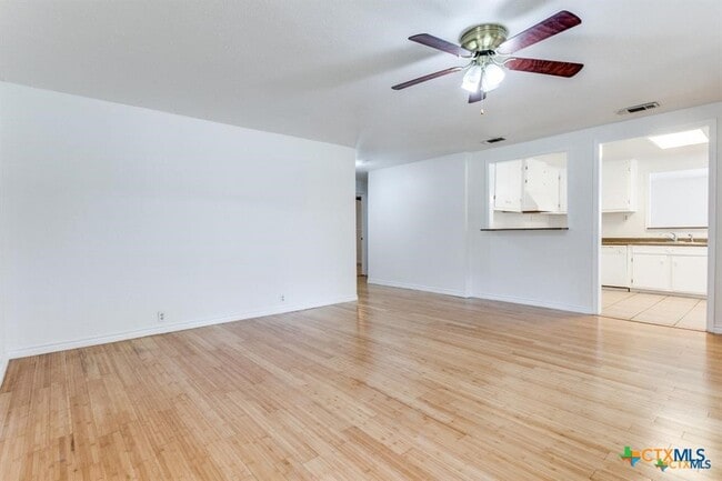 Building Photo - 1488 Canyon Edge
