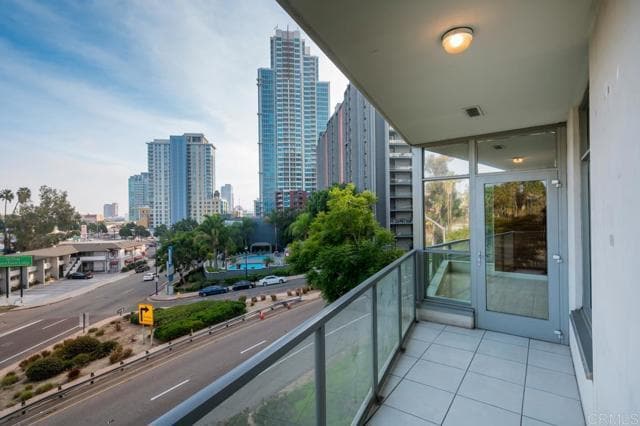 Building Photo - 1441 9th Ave