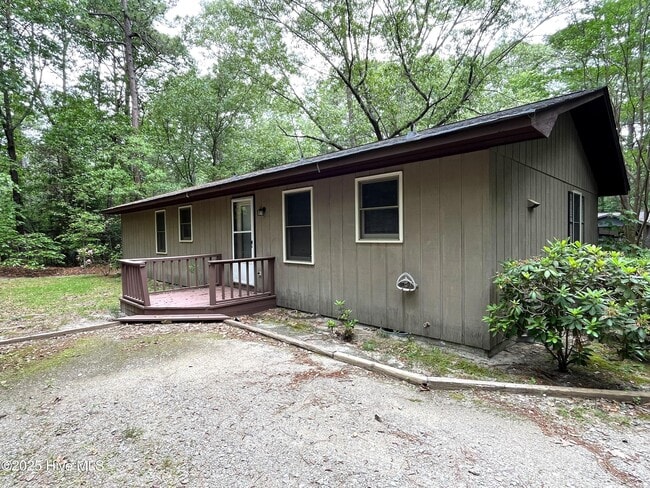 Building Photo - 902 Heather Trail