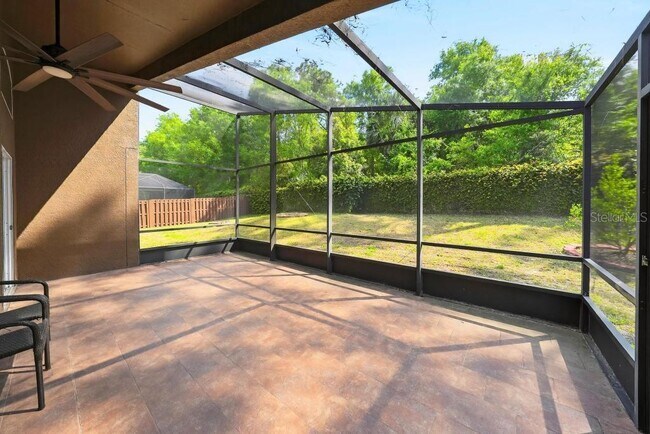 Building Photo - 5477 Glen Oak Pl