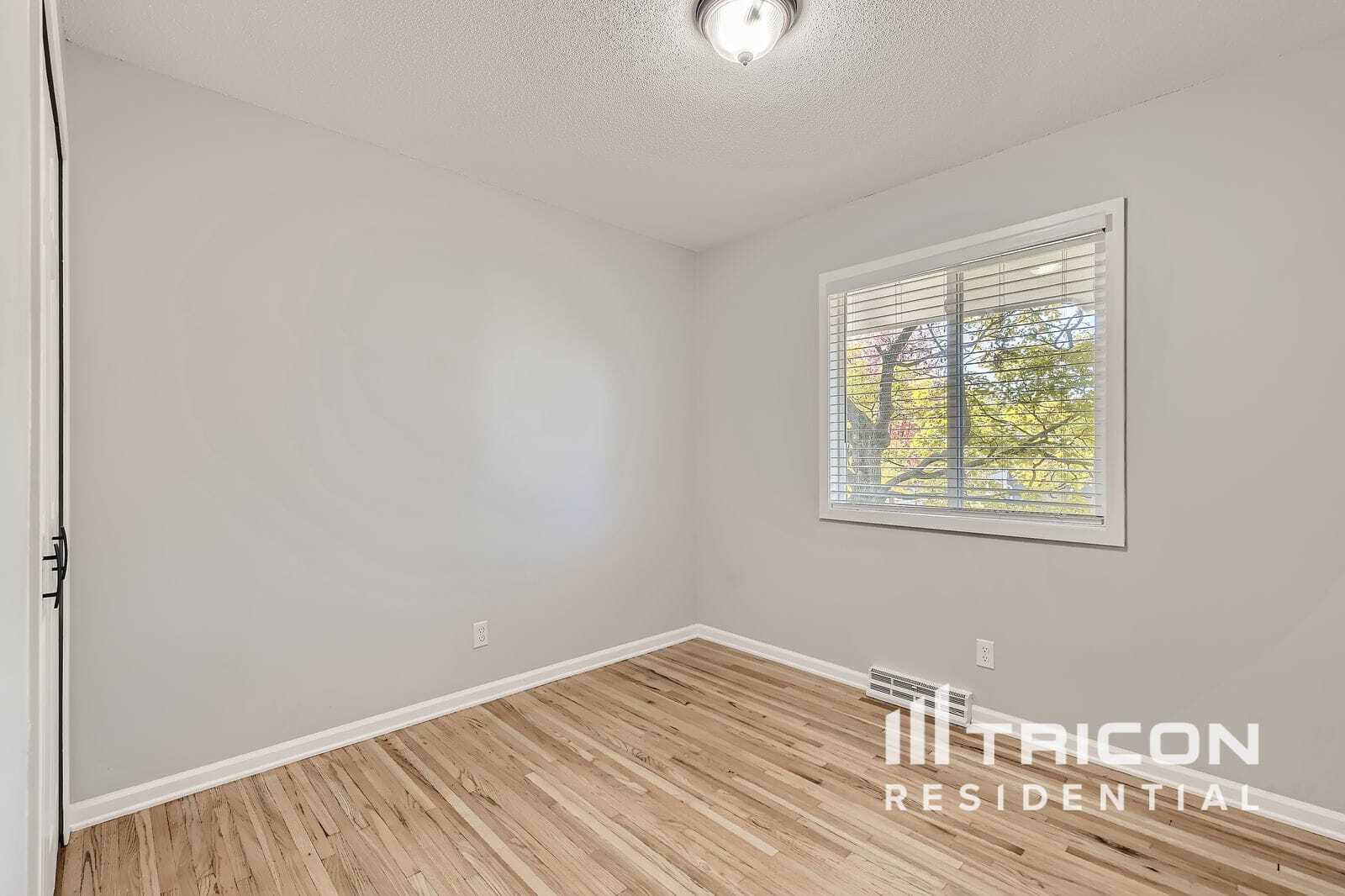 Building Photo - 6421 Limerick Dr