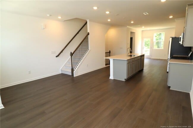 Building Photo - 3128 Gypsum Dr