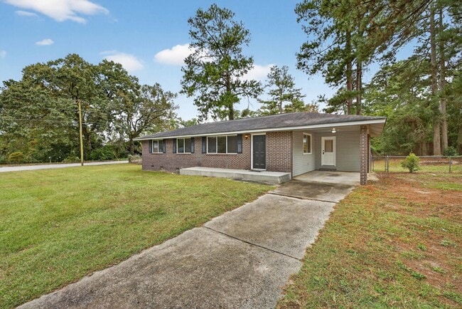 Building Photo - 2327 Mura Dr