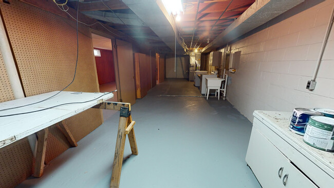 Building Photo - 3302 Goldsmith Ln