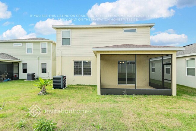 Building Photo - 12233 Blue Pacific Dr