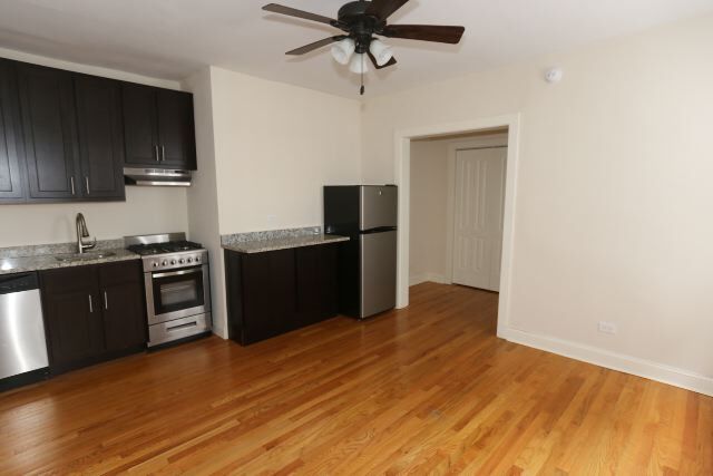 Building Photo - 615 W Patterson Ave